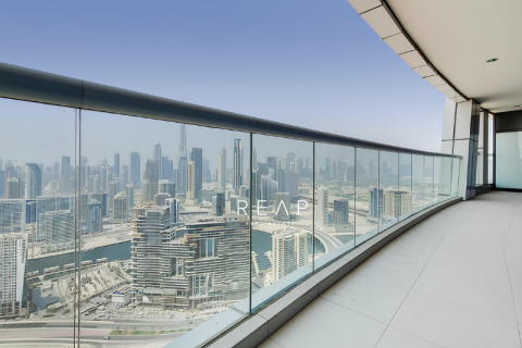 Huoneisto Business Bay, Dubai, Arabiemiraatit 2 makuuhuonetta, 128.9 m2 № 499579 - kuva 4