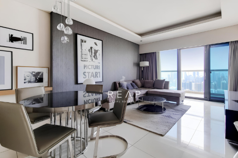 Huoneisto Business Bay, Dubai, Arabiemiraatit 2 makuuhuonetta, 128.9 m2 № 499579 - kuva 3