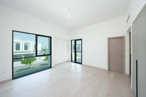 Al Furjan, Dubai, UAE의 임대용 타운하우스 침실 4개, 228.2제곱미터 번호 534265 - 사진 11