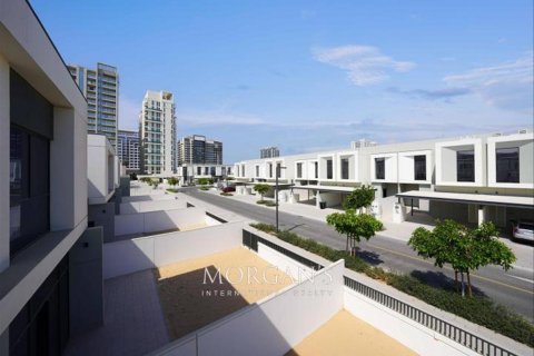 Al Furjan, Dubai, UAE의 임대용 타운하우스 침실 4개, 228.2제곱미터 번호 534265 - 사진 17