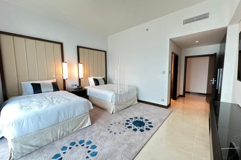 Apartamento en alquiler en The Marina, Abu Dhabi, EAU 3 dormitorios, 221.9 m2 № 535258 - foto 2