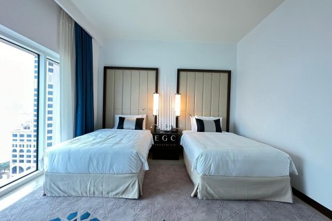 Apartamento en alquiler en The Marina, Abu Dhabi, EAU 3 dormitorios, 221.9 m2 № 535258 - foto 16