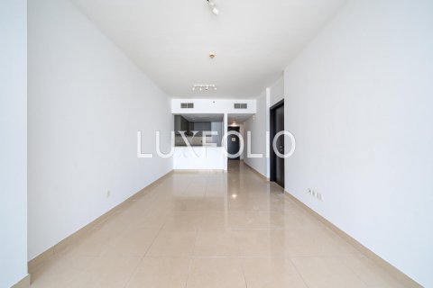 Huoneisto Jumeirah Lake Towers, Dubai, Arabiemiraatit 1 makuuhuone, 120 m2 № 628168 - kuva 4