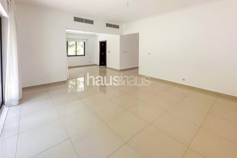 Vila v Arabian Ranches 2, Dubai, SAE 4 ložnice, 300 m² Č.: 626769 - fotografie 2