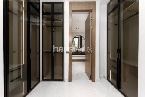 Huvila Al Furjan, Dubai, Arabiemiraatit 5 makuuhuonetta, 604 m2 № 625314 - kuva 13