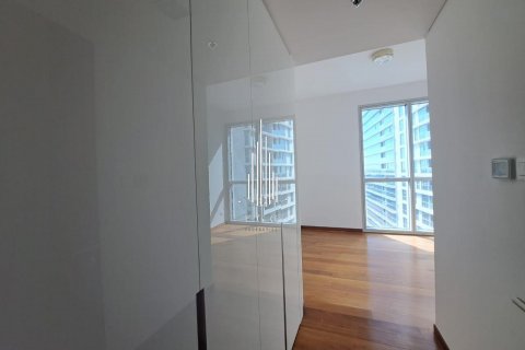 Apartment sa Grand Mosque District, Abu Dhabi, UAE 3 silid-tulugan, 204.4 sq.m. № 535231 - larawan 13