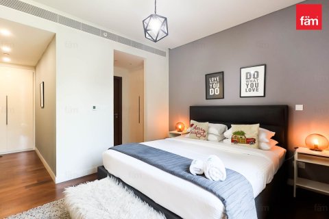 Huoneisto City Walk, Dubai, Arabiemiraatit 2 makuuhuonetta, 179.2 m2 № 589401 - kuva 6