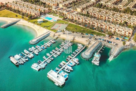 Вилла Abu Dhabi Gate City, Абу-Даби, БАӘ-да 4 жатын бөлмелер, 297.2 м² № 577774