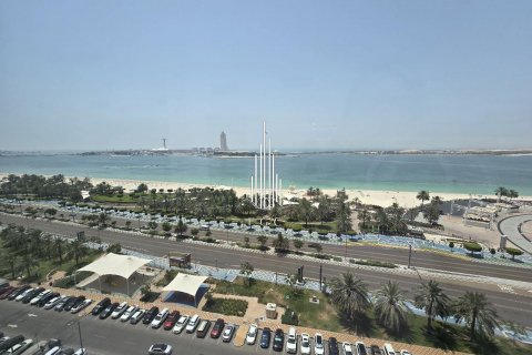 Apartman u gradu Corniche Road, Abu Dhabi, UAE 4 spavaće sobe, 278.7 m2 Br. 535342
