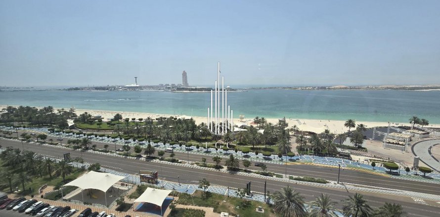 Apartamento em Corniche Road, Abu Dhabi, EAU 4 quartos, 278.7 m2 № 535342