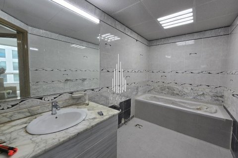 Apartamento para arrendamento em Corniche Road, Abu Dhabi, EAU 4 quartos, 278.7 m2 № 535342 - foto 19
