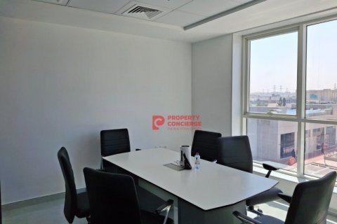 Escritório para arrendamento em Jumeirah Lake Towers, Dubai, EAU 72 m2 № 542289 - foto 9
