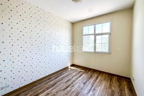 Villa à louer à The Lakes, Dubai, EAU 3 chambres, 235 m2 № 626699 - photo 8