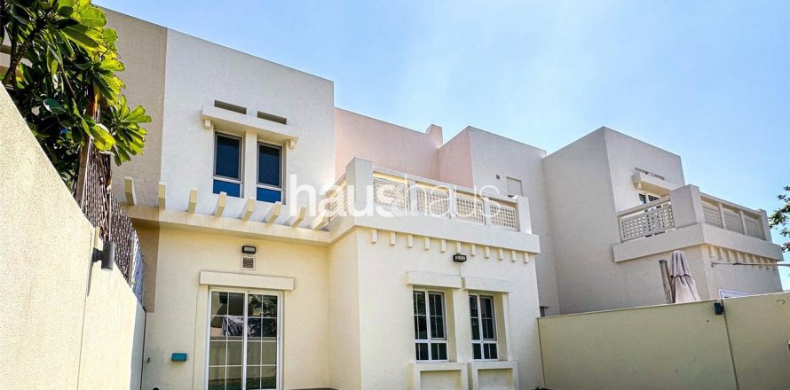 Villa à The Lakes, Dubai, EAU: 3 chambres, 235 m2 № 626699