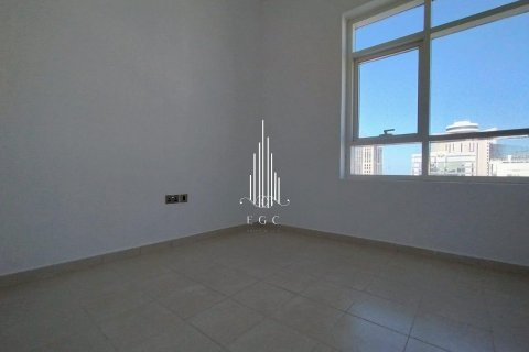 Apartament në Hamdan Street, Abu Dhabi, Emiratet e Bashkuara Arabe 3 dhoma gjumi, 213.7 m2. № 572857 - Foto 13
