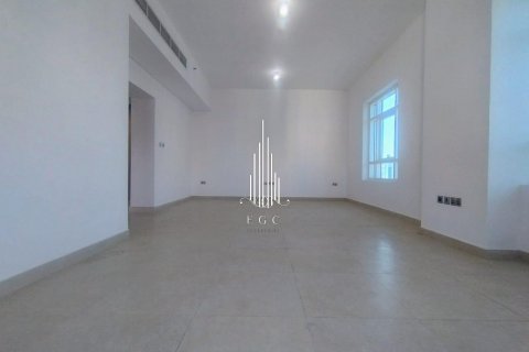 Apartament në Hamdan Street, Abu Dhabi, Emiratet e Bashkuara Arabe 3 dhoma gjumi, 213.7 m2. № 572857 - Foto 16