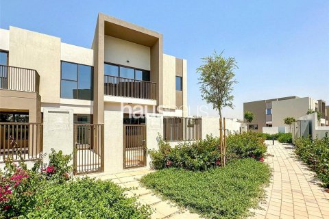 Városi lakóépület itt: Dubai Land, Dubai, EAE, 4 hálószoba, 216 m², azonosító: 626017 - fénykép 15