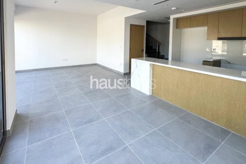 Városi lakóépület itt: Dubai Land, Dubai, EAE, 4 hálószoba, 216 m², azonosító: 626017 - fénykép 6
