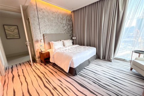 Appartamento in vendita a Downtown Dubai (Downtown Burj Dubai), Dubai, EAU 2 camere da letto, 152 mq. № 626327 - foto 14