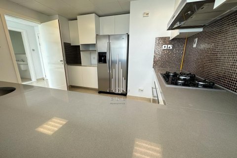 Apartament në Corniche Road, Abu Dhabi, Emiratet e Bashkuara Arabe 4 dhoma gjumi, 199.7 m2. № 507028 - Foto 9