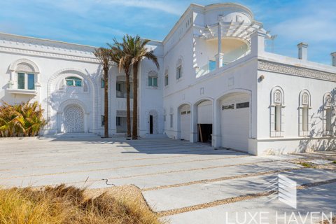 Villa in Emirates Hills, Dubai, UAE 6 bedrooms, 1485.98 sq.m. № 393102 - photo 9