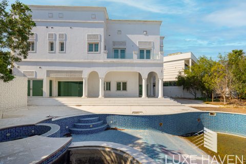 Villa in Emirates Hills, Dubai, UAE 6 bedrooms, 1485.98 sq.m. № 393102 - photo 28