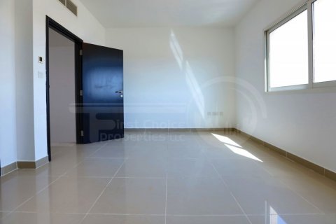 Vila u gradu Abu Dhabi, UAE 3 spavaće sobe, 225.2 m2 Br. 410592 - Slika 8