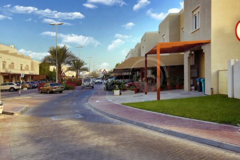 Vila u gradu Abu Dhabi, UAE 3 spavaće sobe, 225.2 m2 Br. 410592 - Slika 17