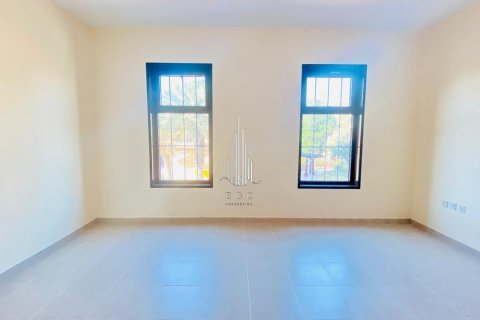 Vilë në Al Salam Street, Abu Dhabi, Emiratet e Bashkuara Arabe 4 dhoma gjumi, 255.5 m2. № 589242 - Foto 6