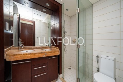 Downtown Dubai (Downtown Burj Dubai), Dubai, UAE의 임대용 아파트 침실 2개, 125제곱미터 번호 627258 - 사진 15