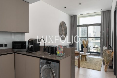 Apartment in Business Bay, Dubai, UAE 1 bedroom, 58 sq.m. № 627260 - photo 8
