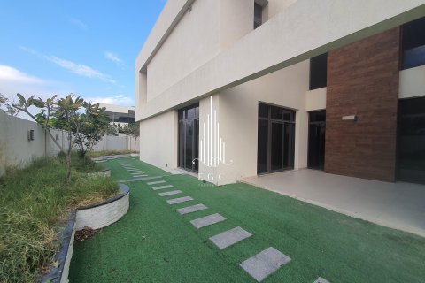 Apartman na Yas Island, Abu Dhabi, UAE 5 spavaćih soba, 540.9 m2 Br. 533256 - fotografija 2