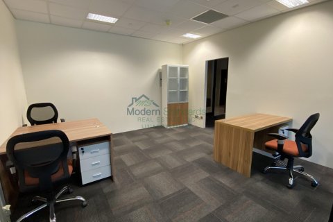 Office til leje i Sheikh Zayed Road, Dubai, UAE 300 kvm № 293994 - foto 12
