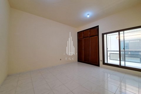 Vilă de închiriat în Al Dhafrah, Abu Dhabi, EAU 4 dormitoare, 207.6 mp.  №458032 - poză 6