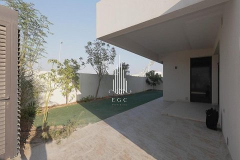 Vila na Yas Island, Abu Dhabi, SAE 4 spálne, 599.2 m2 č. 540647 - Fotografia 5