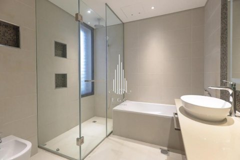 Vila na Yas Island, Abu Dhabi, SAE 4 spálne, 599.2 m2 č. 540647 - Fotografia 30