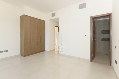 Vila na Yas Island, Abu Dhabi, SAE 4 spálne, 599.2 m2 č. 540647 - Fotografia 8