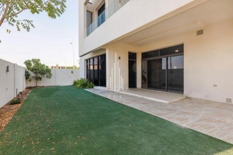 Vila na Yas Island, Abu Dhabi, SAE 4 spálne, 599.2 m2 č. 540647 - Fotografia 14