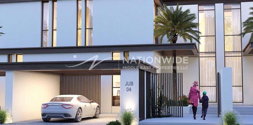 Abu Dhabi、UAEにあるタウンハウス 3ベッドルーム、231 m2 No595339