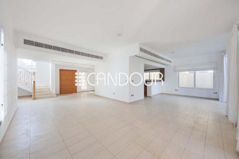Villa uthyres i Jumeirah Park, Dubai, UAE 4 sovrum, 539.9 kvm Nr. 600489 - fotografi 3