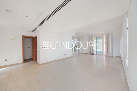 Villa uthyres i Jumeirah Park, Dubai, UAE 4 sovrum, 539.9 kvm Nr. 600489 - fotografi 2