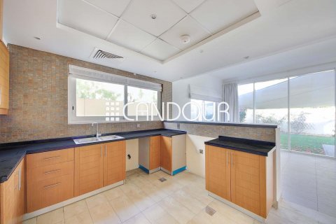 Villa uthyres i Jumeirah Park, Dubai, UAE 4 sovrum, 539.9 kvm Nr. 600489 - fotografi 6