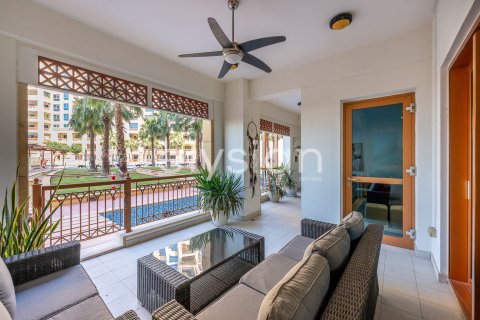 Appartement à Palm Jumeirah, Dubai, EAU: 2 chambres, 190 m2 № 600293
