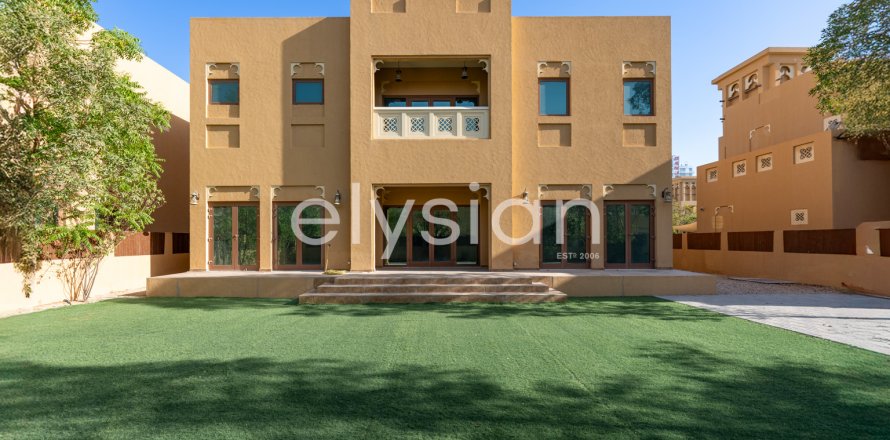Вилла в Al Furjan, Дубай, ОАЭ 3 спальни, 322м2 № 600295