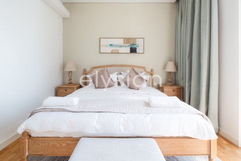 Appartement te huur in Bluewaters, Dubai, VAE 2 slaapkamers, 135 vr.m., nr 600296 - foto 9