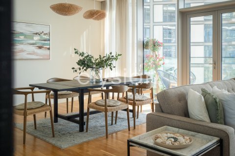 Appartement te huur in Bluewaters, Dubai, VAE 2 slaapkamers, 135 vr.m., nr 600296 - foto 7