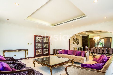 Villa til leje i Palm Jumeirah, Dubai, UAE 4 soveværelser, 689 kvm № 600294 - foto 3