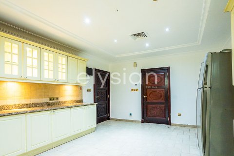 Villa til leje i Palm Jumeirah, Dubai, UAE 4 soveværelser, 689 kvm № 600294 - foto 10