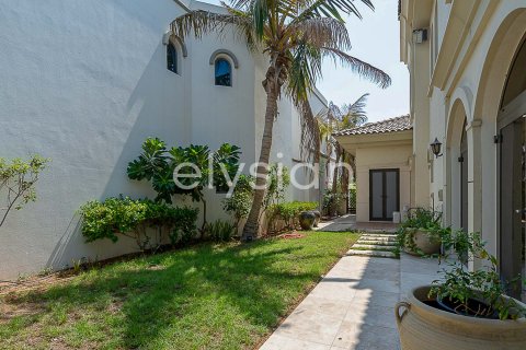 Villa til leje i Palm Jumeirah, Dubai, UAE 4 soveværelser, 689 kvm № 600294 - foto 17