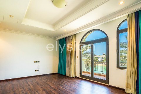Villa til leje i Palm Jumeirah, Dubai, UAE 4 soveværelser, 689 kvm № 600294 - foto 11